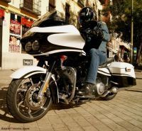 Tomas Road Glide SE